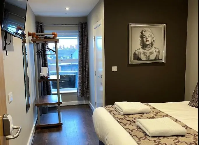 Chapel Saint Leonards Hotels