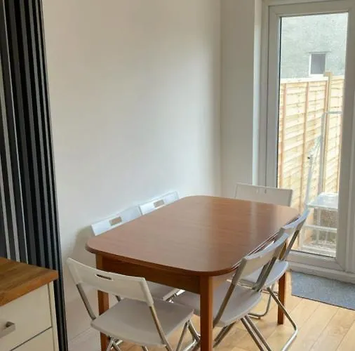 Perfect Room 1 Bristol