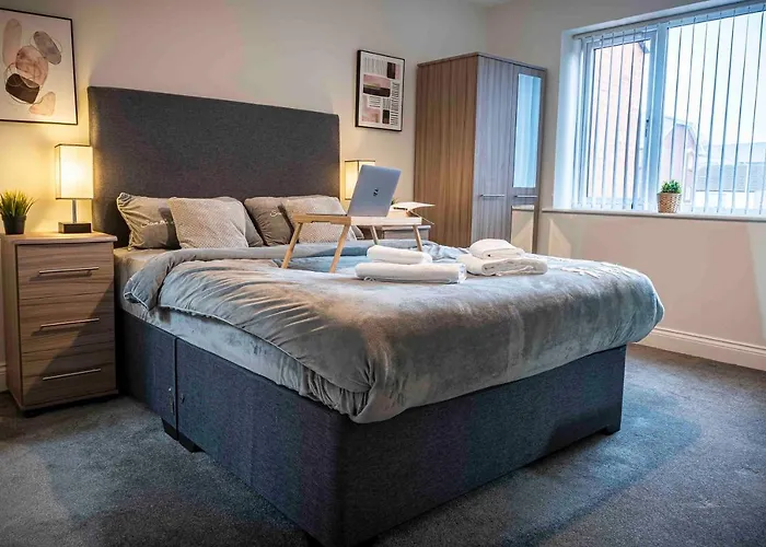 1 Bed House At Velvet Serviced Accommodation Swansea With Free Parking & Wifi - Sa1
