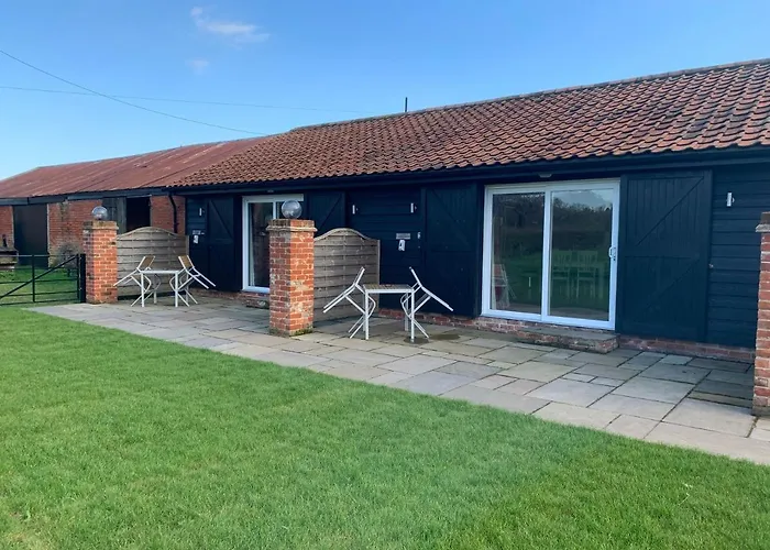 Private Plumptons Farm Holiday Lodges Colchester