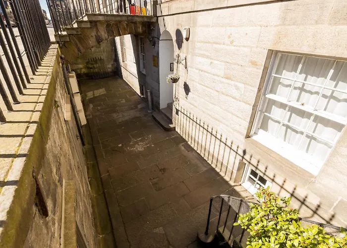 York Place Apartments By Destination Edinburgh