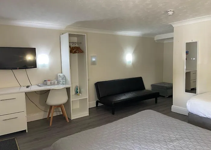 Flint Hotels