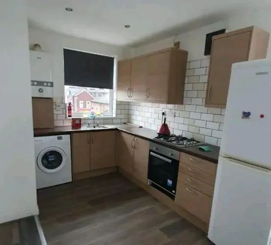 Double Room 2 In Levenshulme Shared Bathroom Manchester