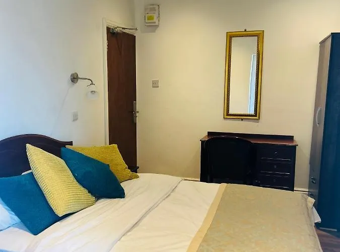 Sinai Hotel London