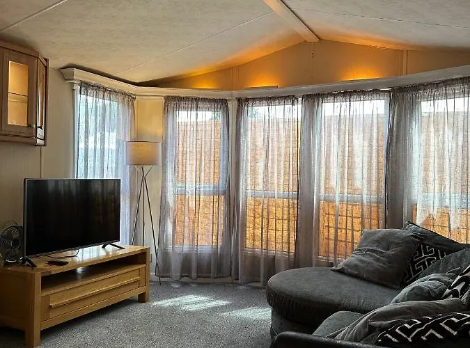 Hotel Static Caravan - Plymouth - Costal Location