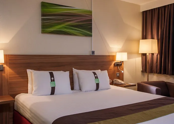 Boutique Holiday Inn Lincoln By Ihg