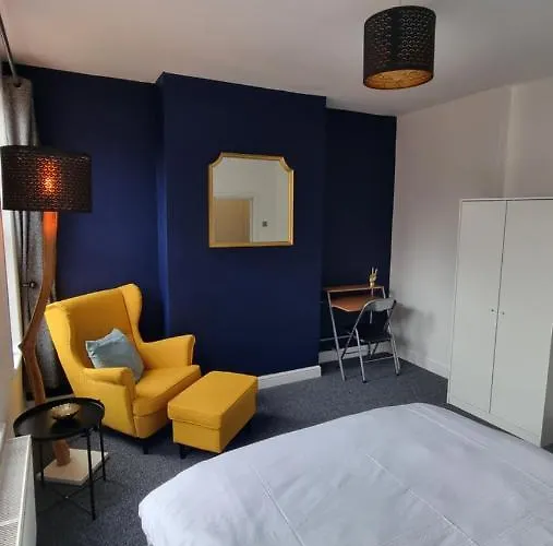 En Suite Room With Kitchen Facilities Nottingham
