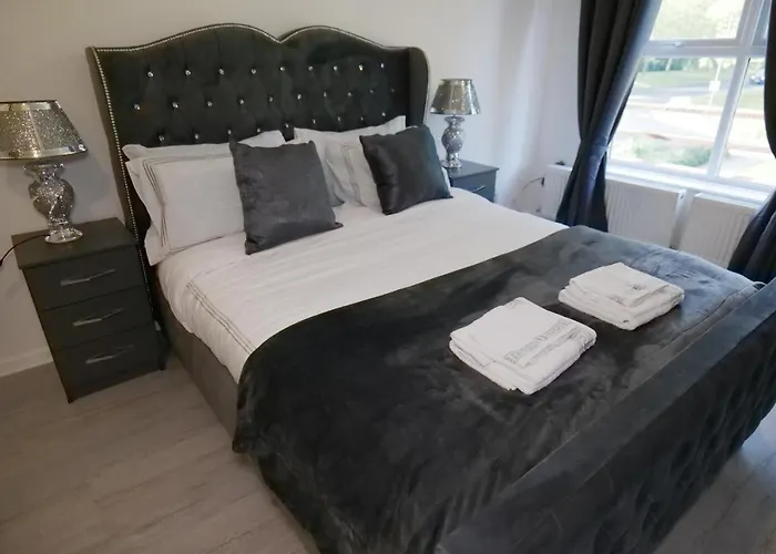 Giomakay Luxury Rooms Milton Keynes