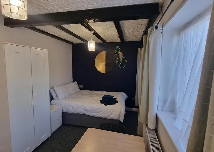 En Suite Room With Kitchen Facilities Nottingham