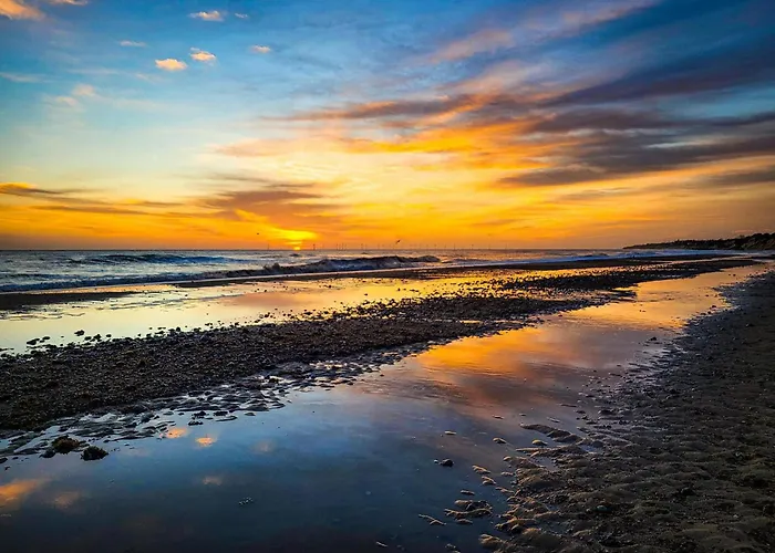 Ormesby Beach Haven: Pet-Friendly Family Retreat Great Yarmouth