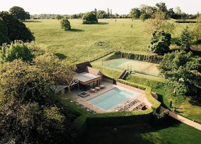 Dedham Hotels