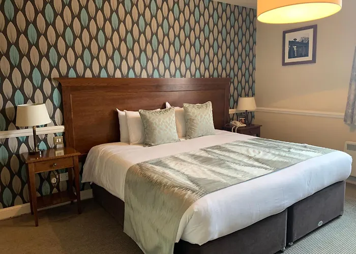 Saracens Head Hotel By Greene King Inns Towcester