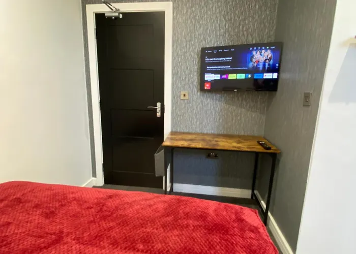 Manor House Street Apartments By Hp Accommodation Peterborough
