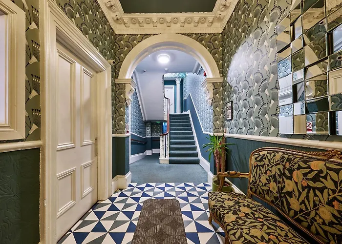 22 The Square Hotel Londonderry