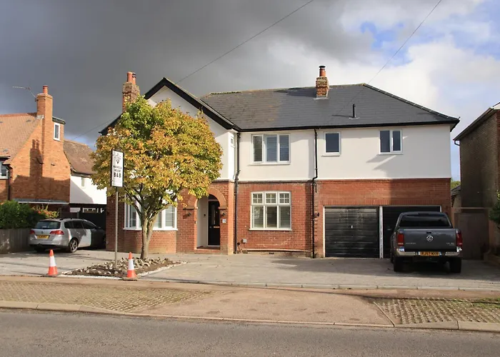 Magnolia House Bed & Breakfast Royston 
