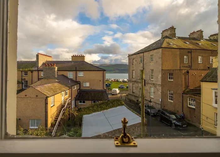 Castle Court Pub & Rooms Beaumaris