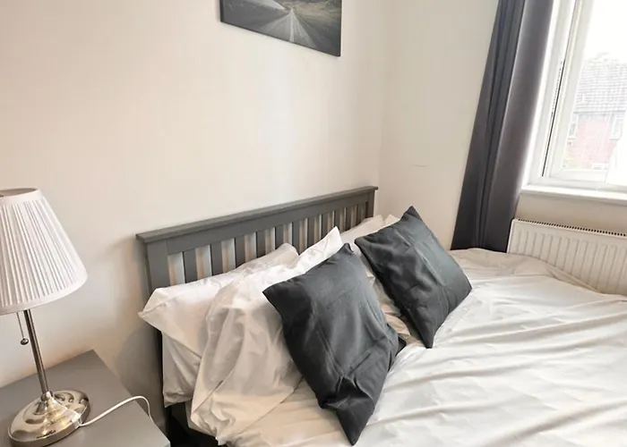 Double And Single Rooms In Bromley By Bow London