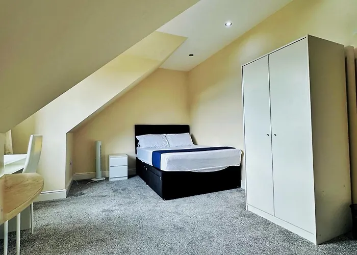 Hotel Blue Rain Hillingdon