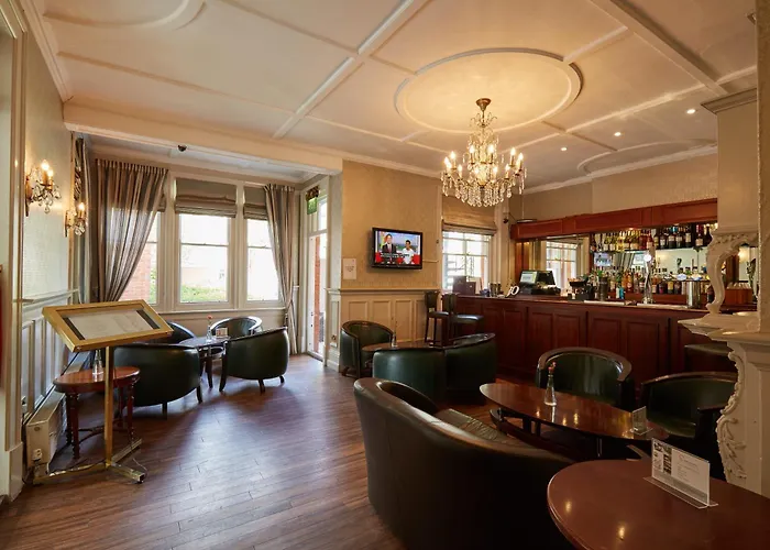 Lismoyne Hotel Fleet