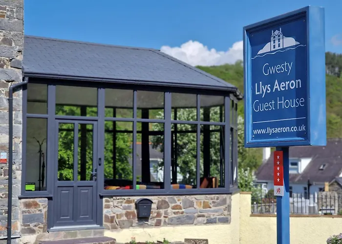 Aberaeron Hotels