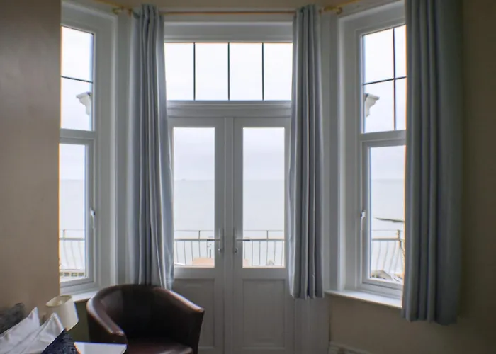 Shanklin Beach Hotel