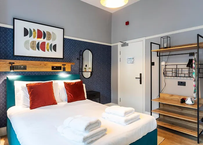 Kensington Rooms - Warwick Road London