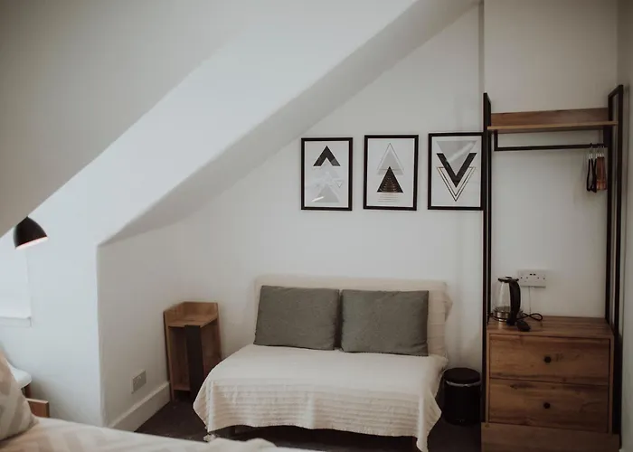 16 Pilrig Guest House Edimburgo