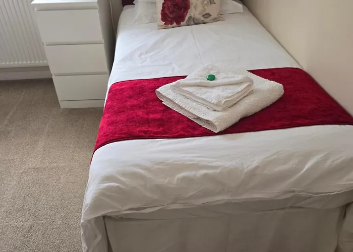 Sandwich Hotels