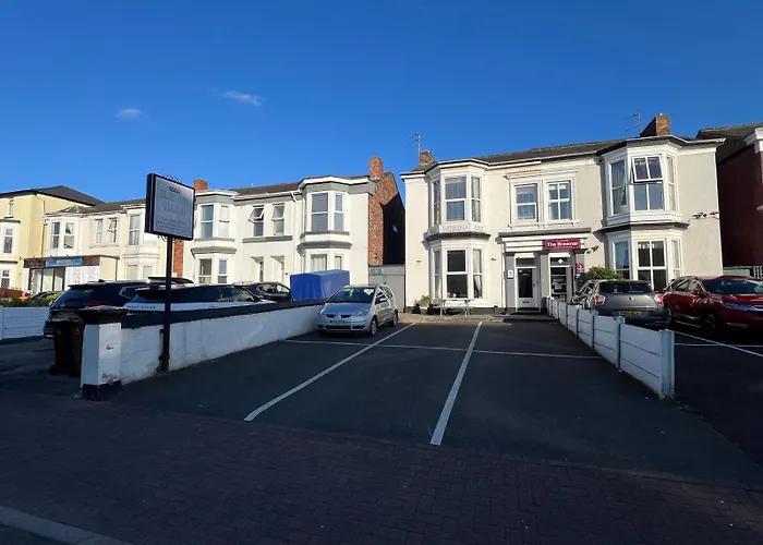 Clifton Villa - Southport