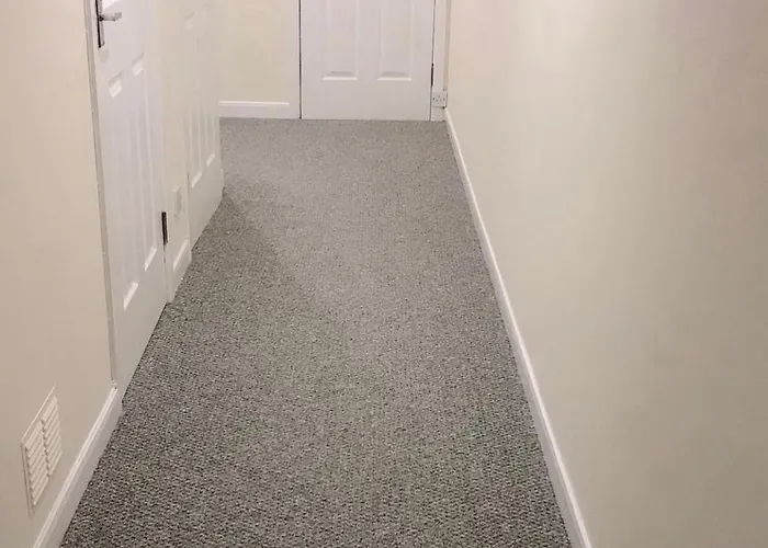 Working Professionals In Aberdeen