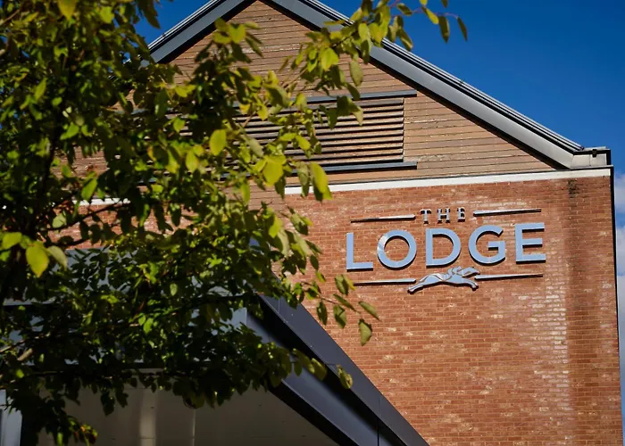 The Lodge Hotel Newbury 