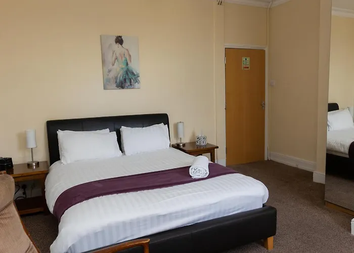 The Cedars Ashby Hotel