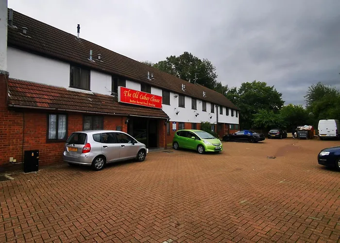 The Oasis Hotel Harlow
