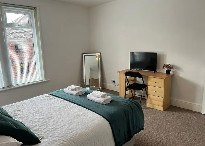 The Coral Guest House 1 Fratton Park Portsmouth