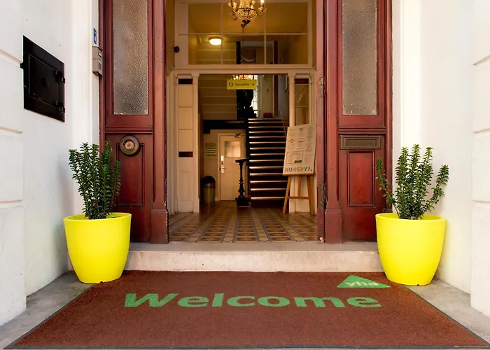 Yha London Earl'S Court Hostel
