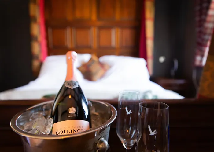 The Kings Arms Hotel Cartmel