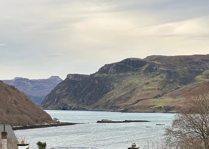 Skyelander Apartments Portree