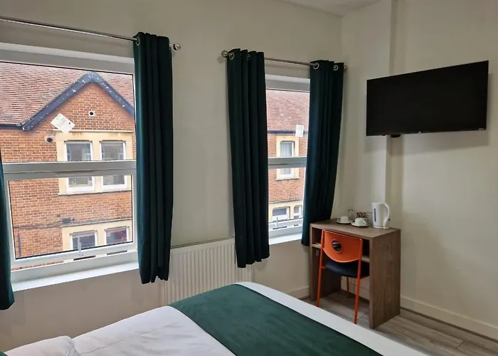Crown House Hotel Oxford