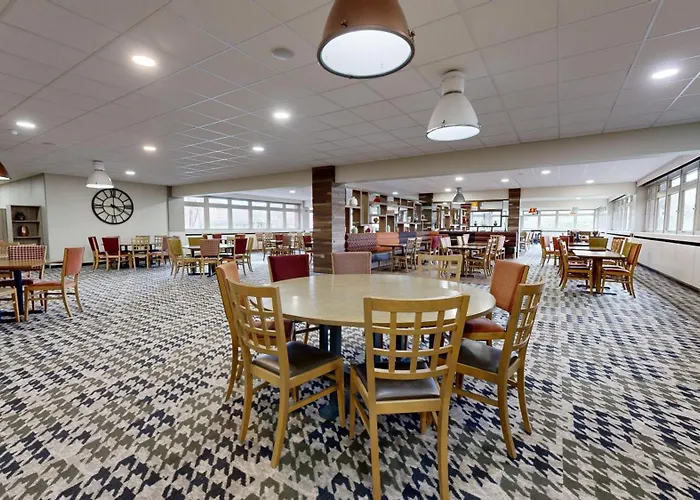 Yarnfield Park Training And Conference Centre Hotel Stone 