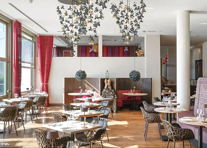 Mawgan Porth Hotels