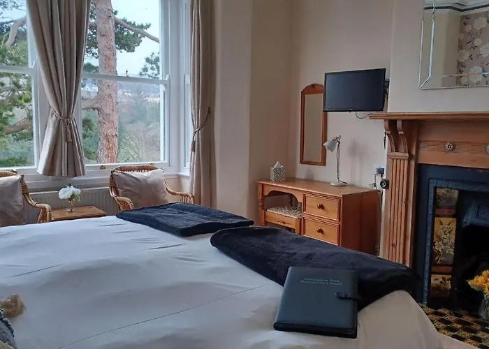 Glan Heulog Guest House Conwy