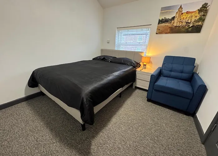 Gate Lodge - Private En-Suite Rooms, Kings Lynn, Central Location