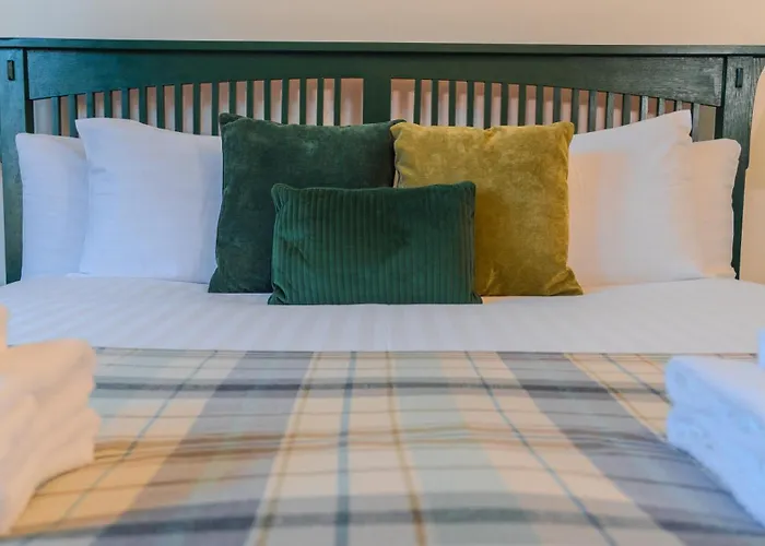 4 Friends House Hotel Edinburgh