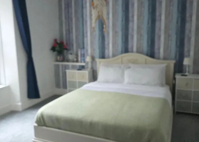 Bluebells Guest House Barmouth