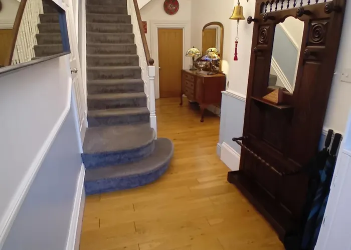 Grosvenor House - Onsite Free Parking Bed & Breakfast Ilfracombe