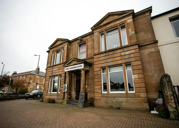 Oyo Glenpark Hotel, Ayr Central