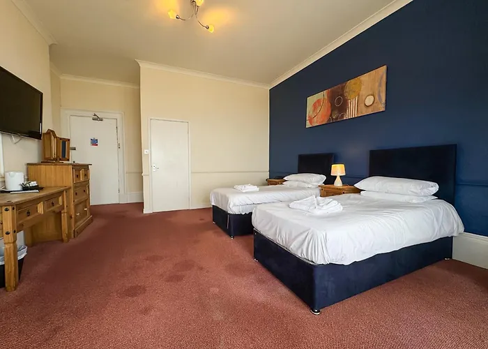 Delmont Hotel & View Restaurant Scarborough