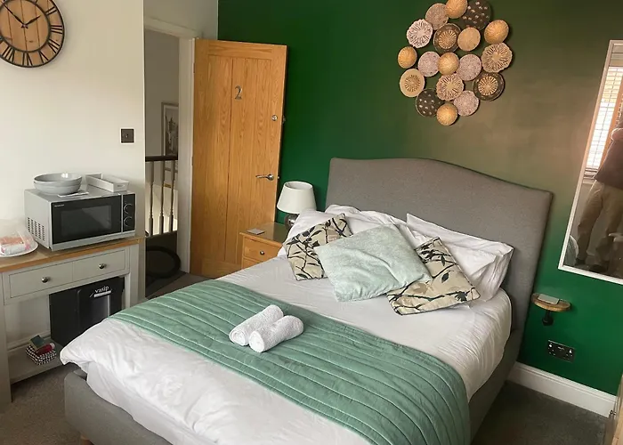 Camaraderie Guest House York