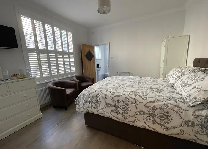 Cotswold Hare Hotel Cirencester
