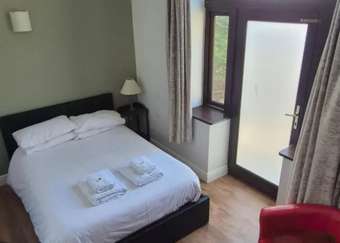 Trowbridge Hotels